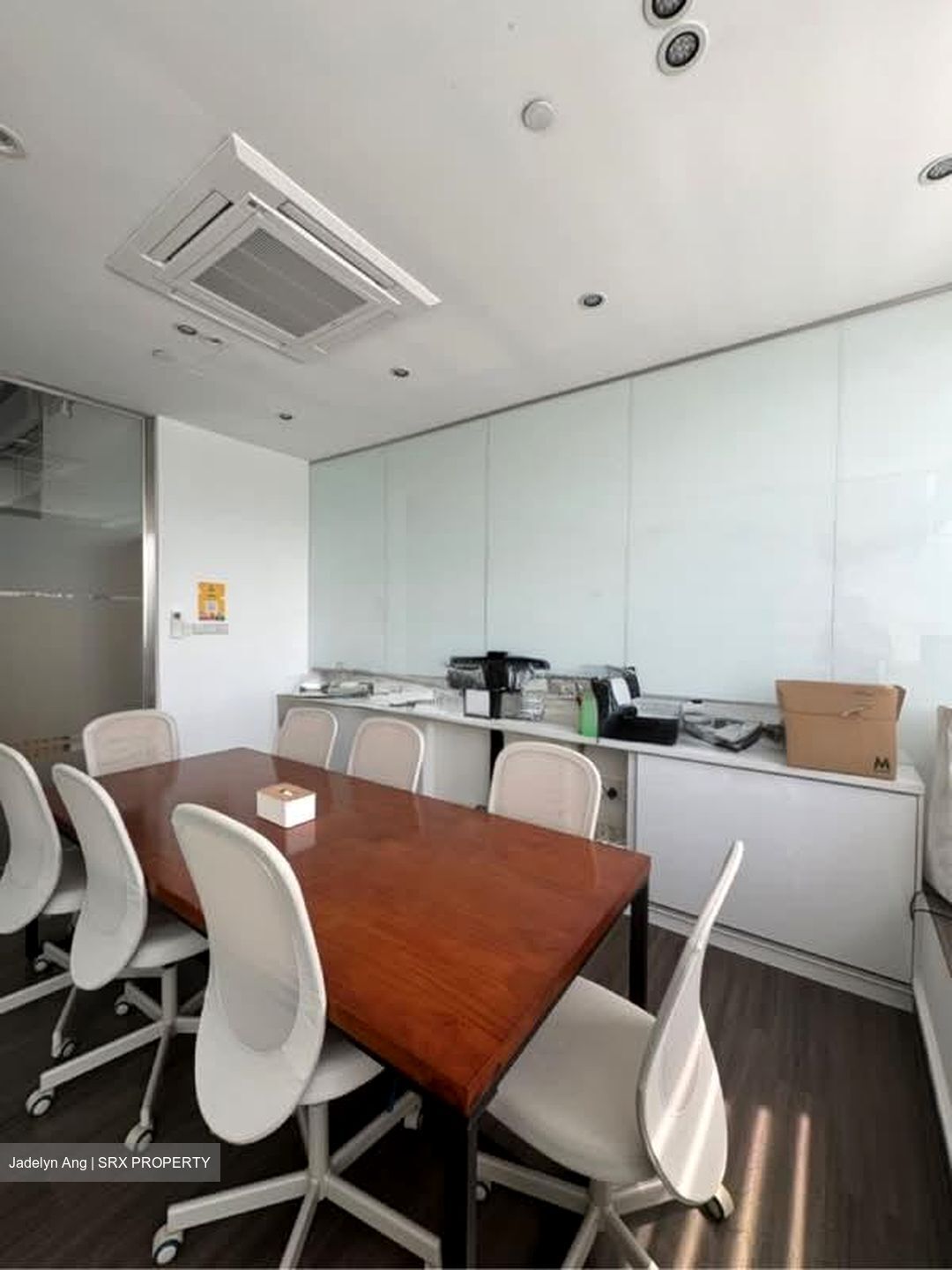 The Central (D1), Office #560830021